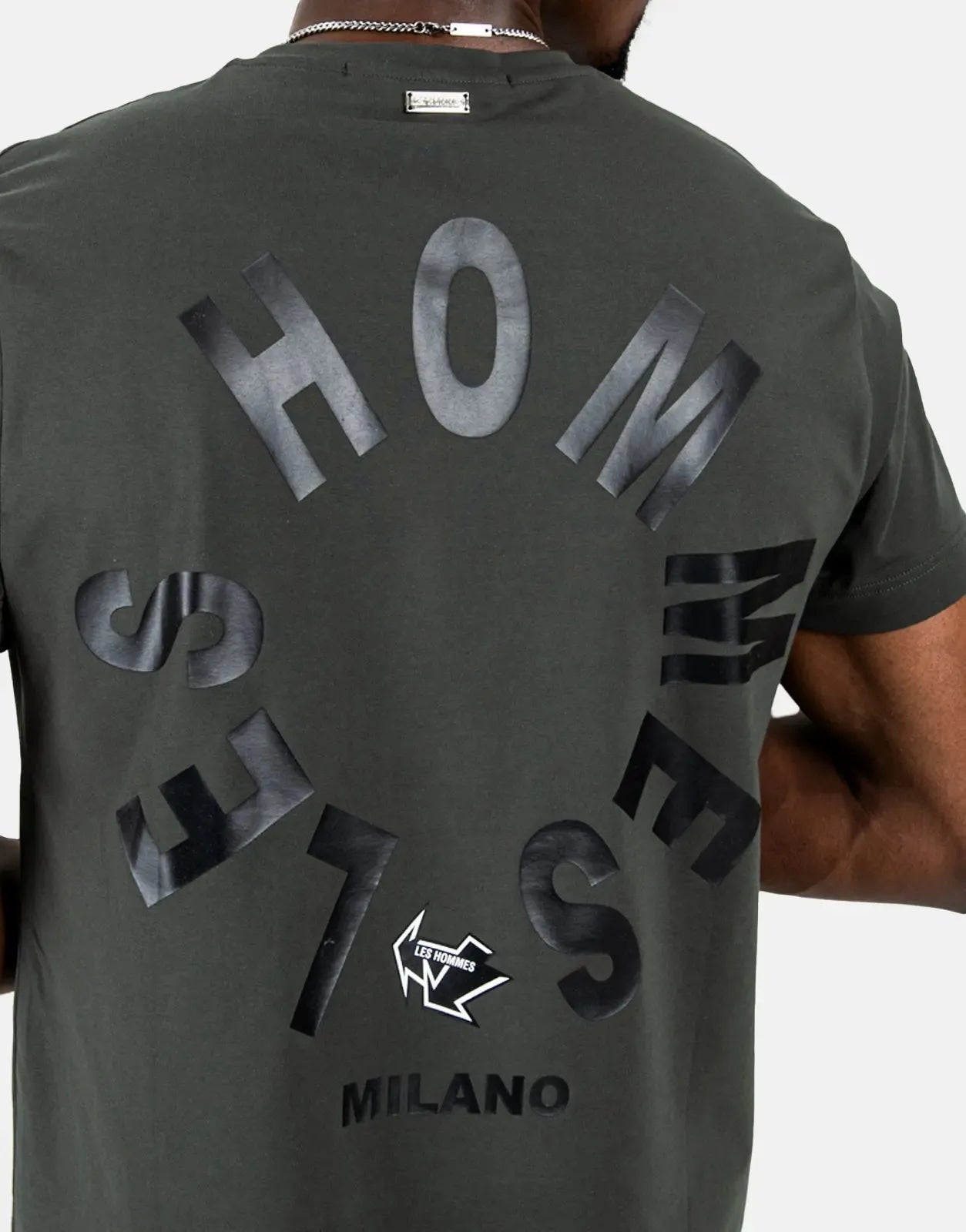 Les Hommes Arrow Back Print Mil Green T-Shirt Les Hommes